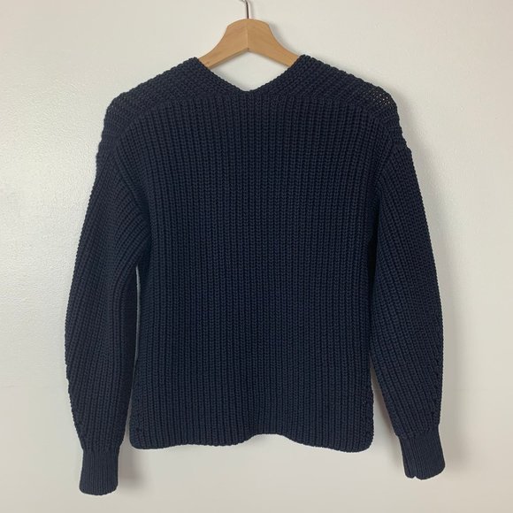 Everlane Dark Navy Texture Cotton V-Neck Sweater - Picture 5 of 7